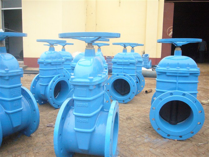 貴陽球鐵軟密封閘閥的優勢與應用前景