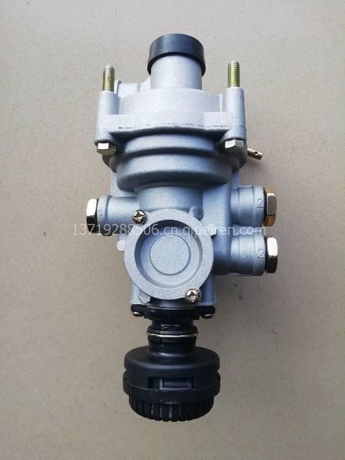 半掛車改裝型氣壓控流式三橋繼動閥詳解 梁山改裝型繼動閥的應(yīng)用與市場分析